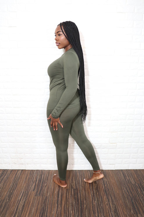Long sleeve smooth like butter set| Olive
